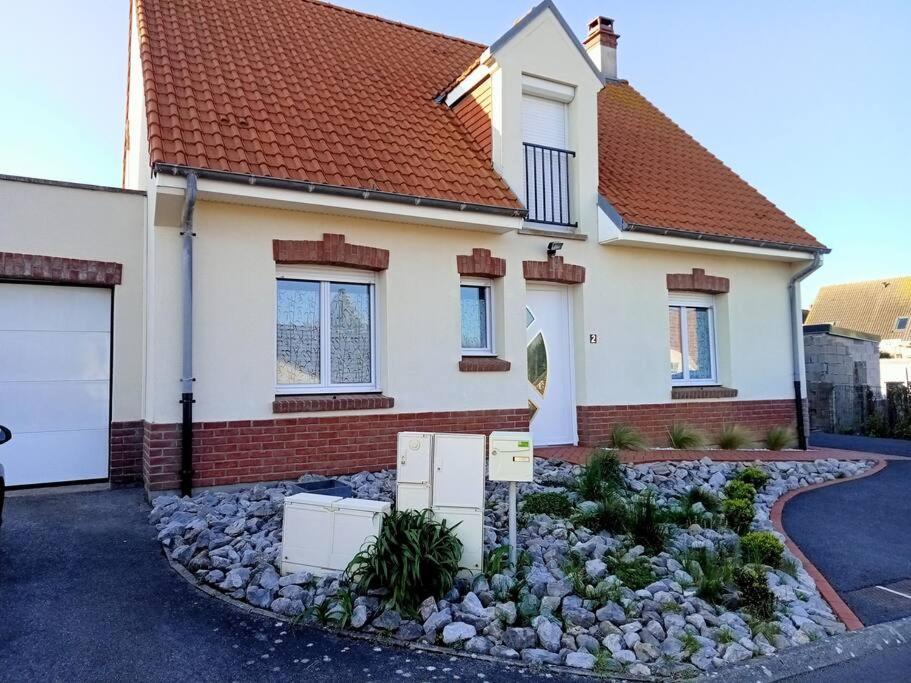 Soleil D'Opale Et Son Grand Jardin Villa Wimereux Exterior photo